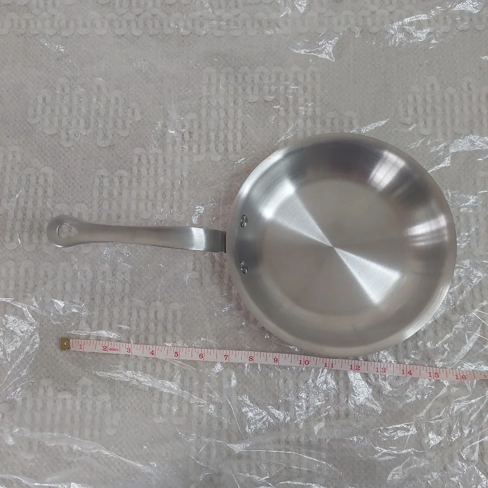 NWOT! Quince 8in- 5ply Stainless Steel Non-Toxic Fry Pan! (SC) - Picture 7 of 9